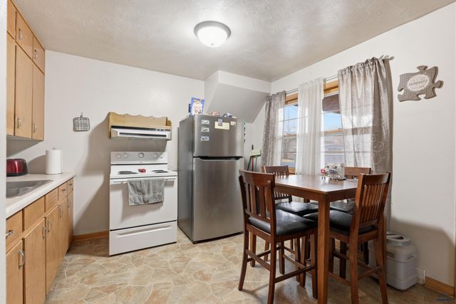 222 ST ANNE, Rapid City, SD 57701