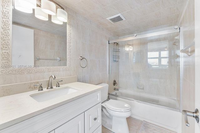 531 N Ocean Boulevard 1005, Pompano Beach, FL 33062