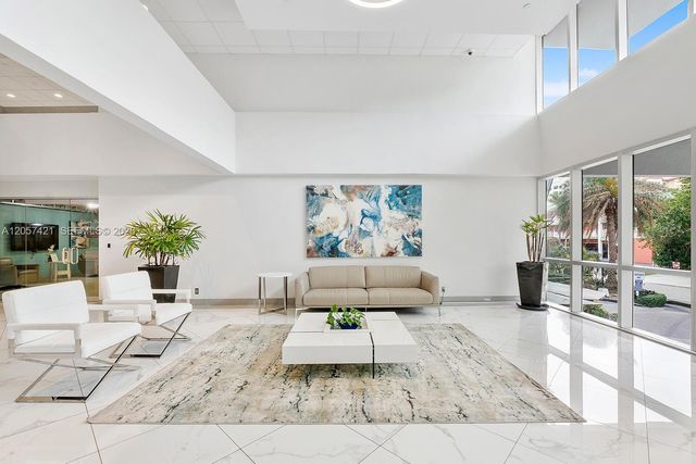 531 N Ocean Boulevard 1005, Pompano Beach, FL 33062