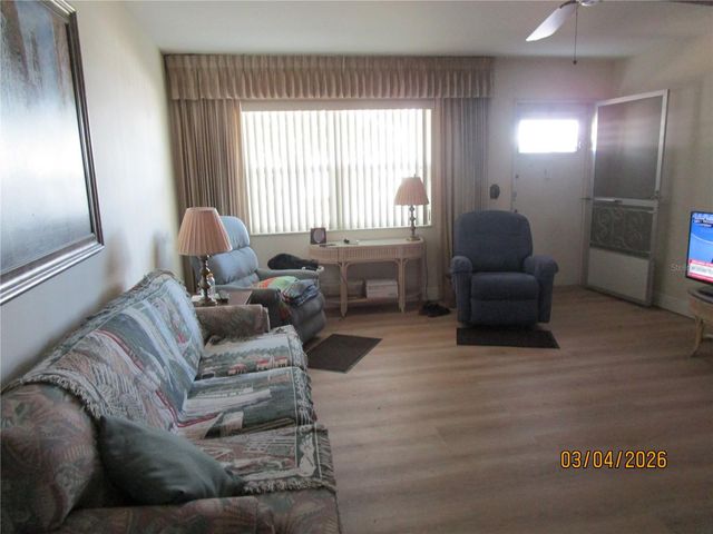 5920 18TH STREET N 8, St Petersburg, FL 33714