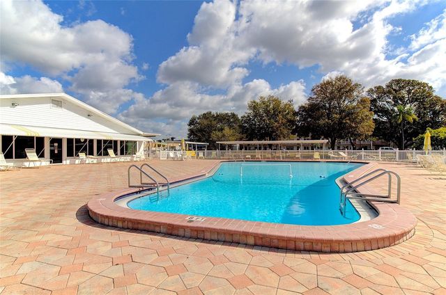 5920 18TH STREET N 8, St Petersburg, FL 33714