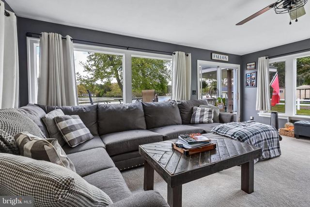3858 PINE ST, Williamstown, NJ 08094