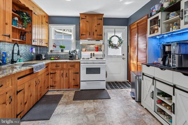 3858 PINE ST, Williamstown, NJ 08094
