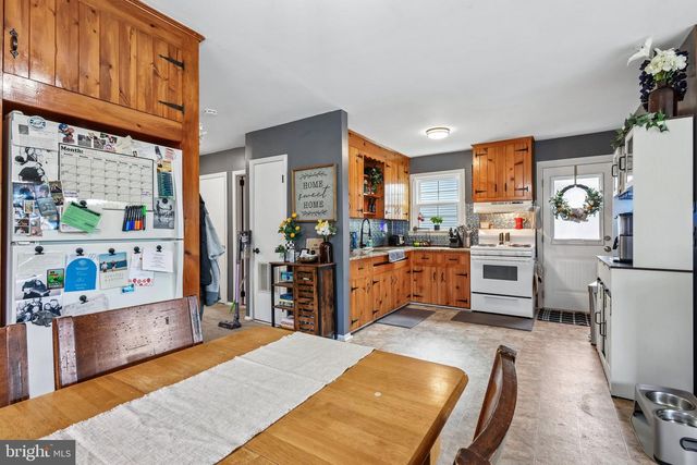 3858 PINE ST, Williamstown, NJ 08094