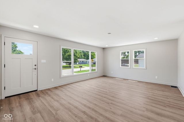 1238 S Centennial Street, Indianapolis, IN 46241