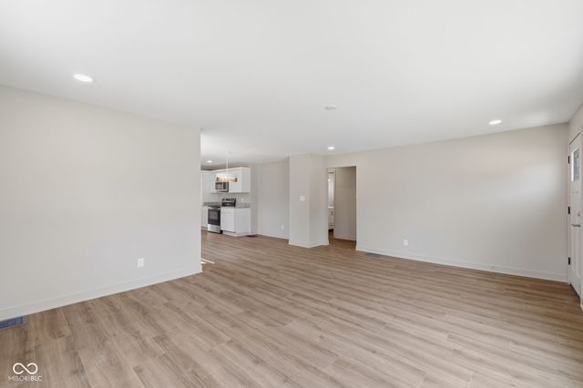 1238 S Centennial Street, Indianapolis, IN 46241