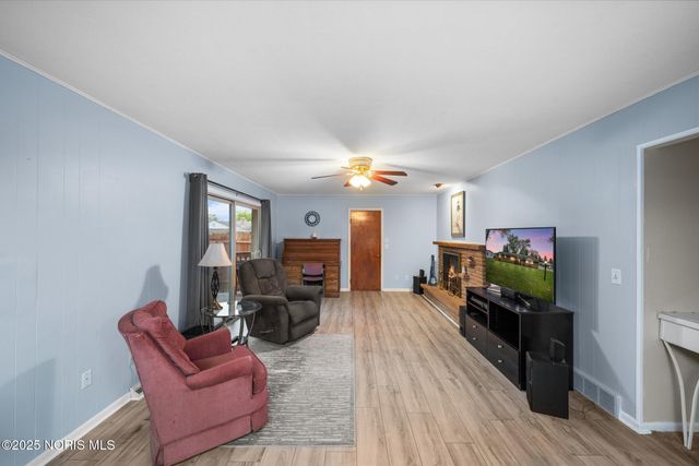 3662 Perlawn Drive, Toledo, OH 43614