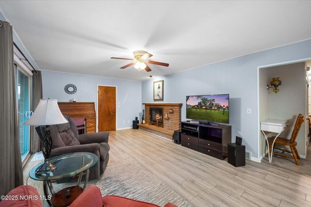 3662 Perlawn Drive, Toledo, OH 43614