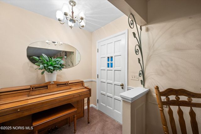 3662 Perlawn Drive, Toledo, OH 43614