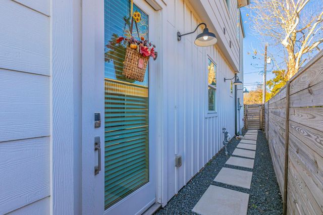 5714 Kemp Street, Houston, TX 77023