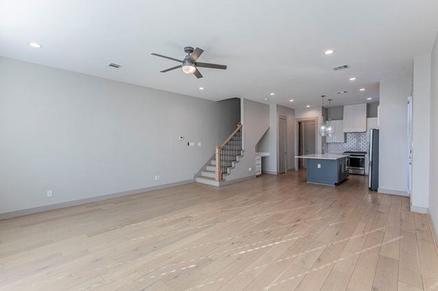 5714 Kemp Street, Houston, TX 77023