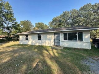 315 Thomas Circle, Lonoke, AR 72086