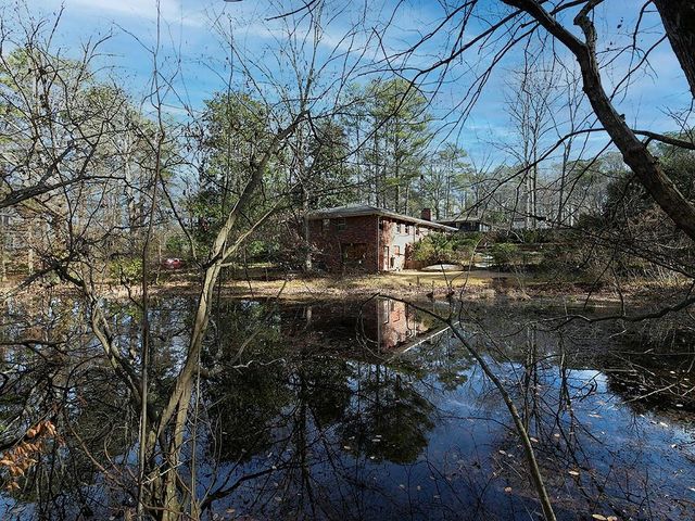 721 Wood Valley SW Road, Mableton, GA 30126