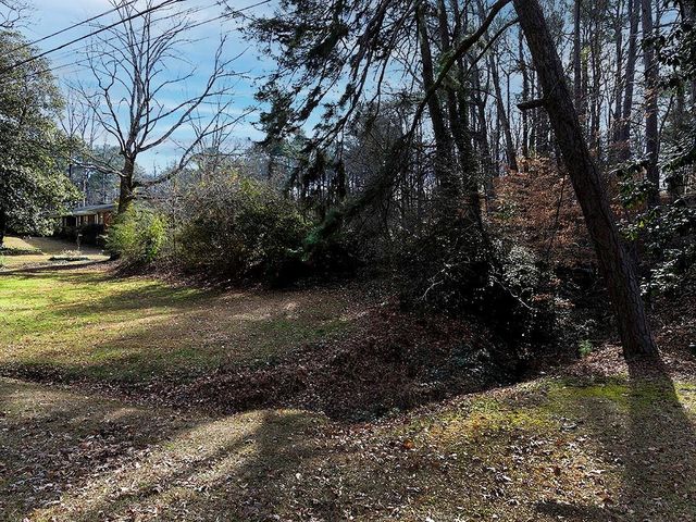 721 Wood Valley SW Road, Mableton, GA 30126