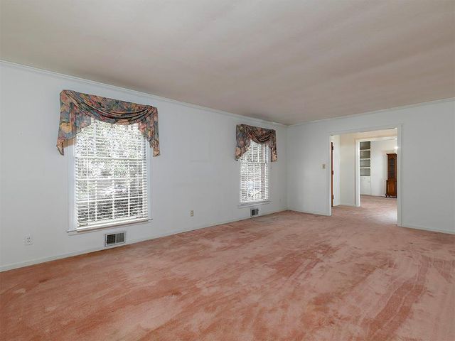 721 Wood Valley SW Road, Mableton, GA 30126