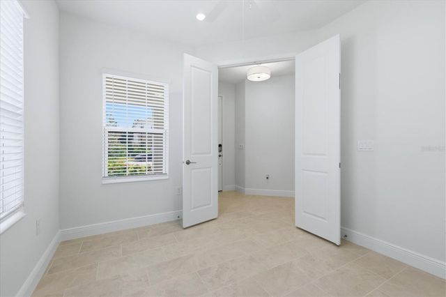 2605 STAR APPLE WAY, Sarasota, FL 34240