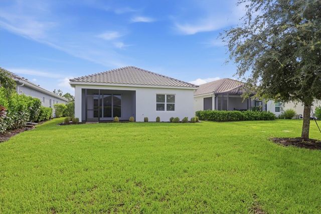 2605 STAR APPLE WAY, Sarasota, FL 34240
