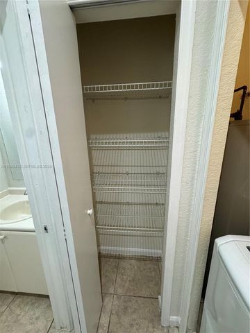 1403 SE 27 CT, Homestead, FL 33035