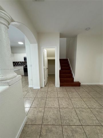 1403 SE 27 CT, Homestead, FL 33035