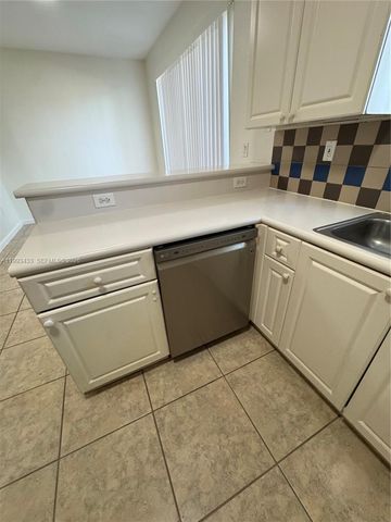 1403 SE 27 CT, Homestead, FL 33035