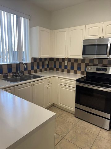 1403 SE 27 CT, Homestead, FL 33035