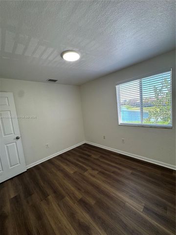 1403 SE 27 CT, Homestead, FL 33035