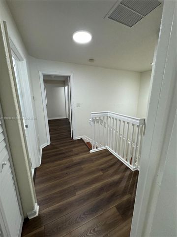 1403 SE 27 CT, Homestead, FL 33035