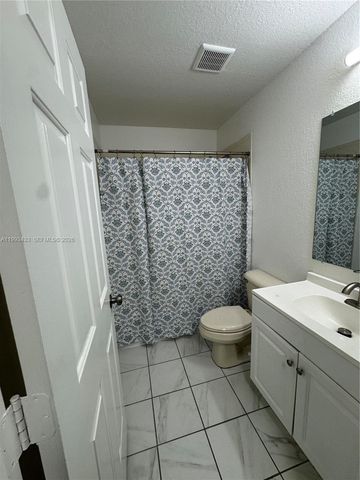 1403 SE 27 CT, Homestead, FL 33035