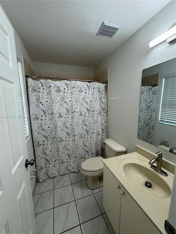 1403 SE 27 CT, Homestead, FL 33035