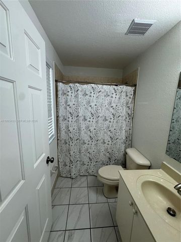 1403 SE 27 CT, Homestead, FL 33035