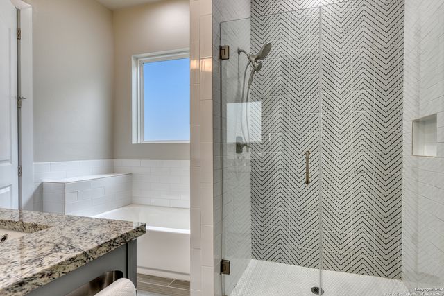 11158 Vance Jackson Rd Unit 4, San Antonio, TX 78230