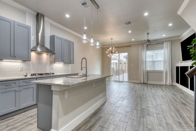 11158 Vance Jackson Rd Unit 4, San Antonio, TX 78230