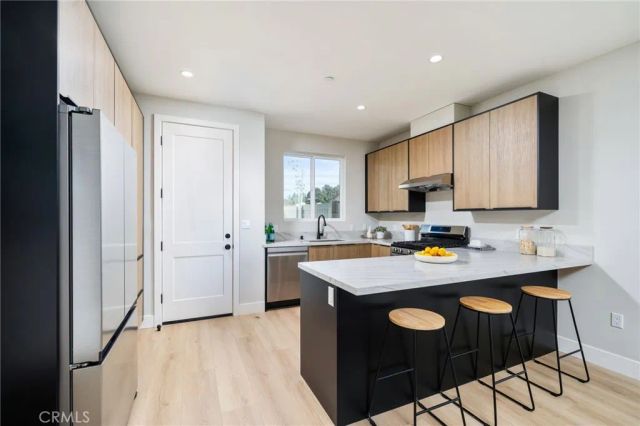 800 N Amelia Avenue A, San Dimas, CA 91773