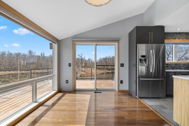 1800 Rivers Edge Dr SE, Minot, ND 58701