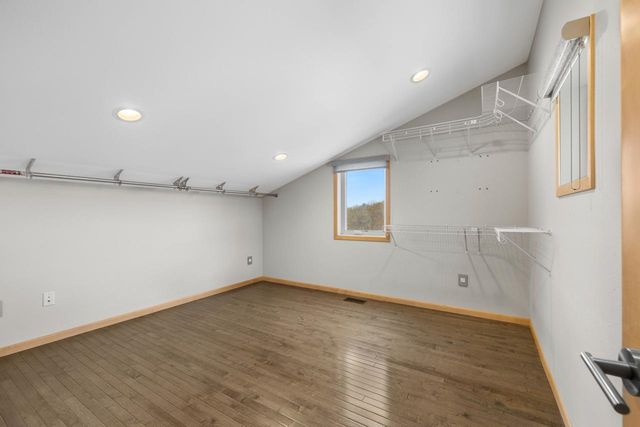 1800 Rivers Edge Dr SE, Minot, ND 58701