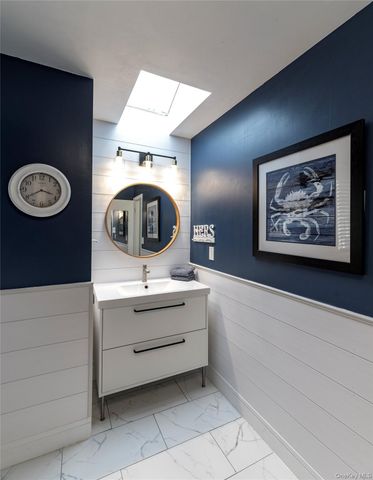 97 Village Green, Bardonia, NY 10954