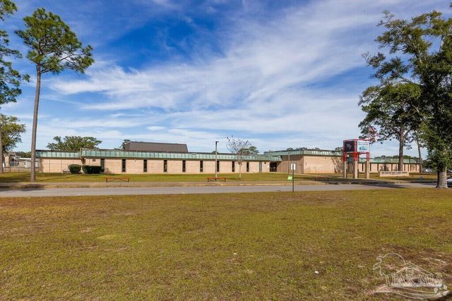 6206 Lucy St, Pensacola, FL 32503