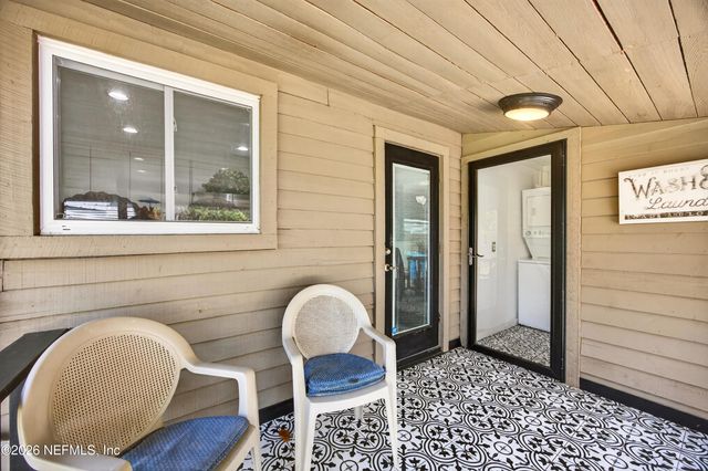 3561 CAPPER Road, Jacksonville, FL 32218