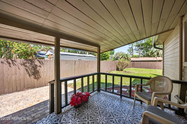 3561 CAPPER Road, Jacksonville, FL 32218