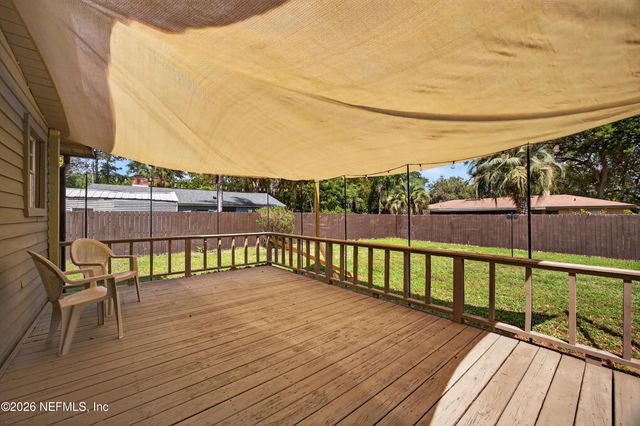 3561 CAPPER Road, Jacksonville, FL 32218