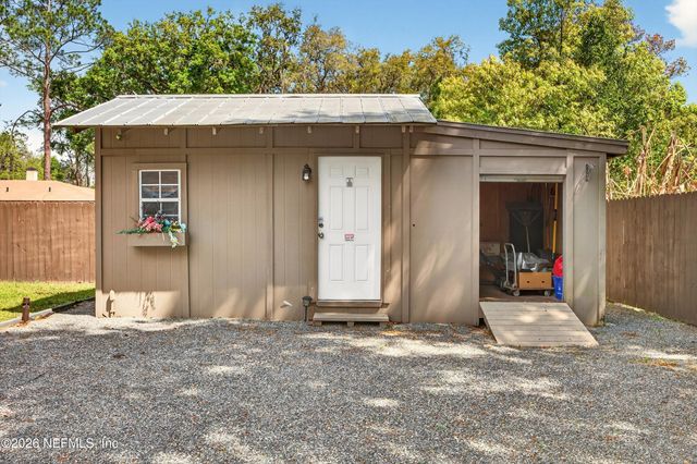 3561 CAPPER Road, Jacksonville, FL 32218