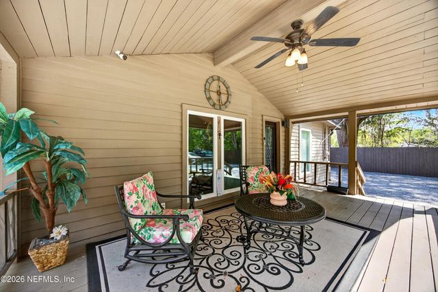 3561 CAPPER Road, Jacksonville, FL 32218