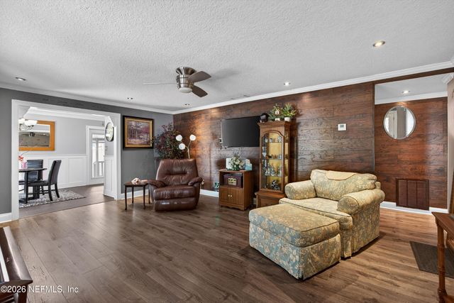 3561 CAPPER Road, Jacksonville, FL 32218