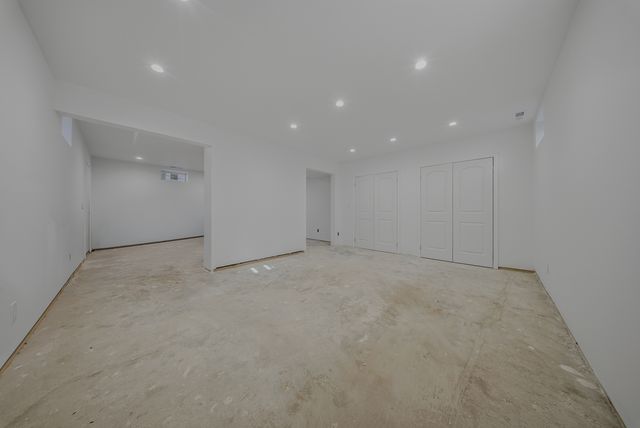 1473 Wood Avenue, Bridgeport, CT 06604