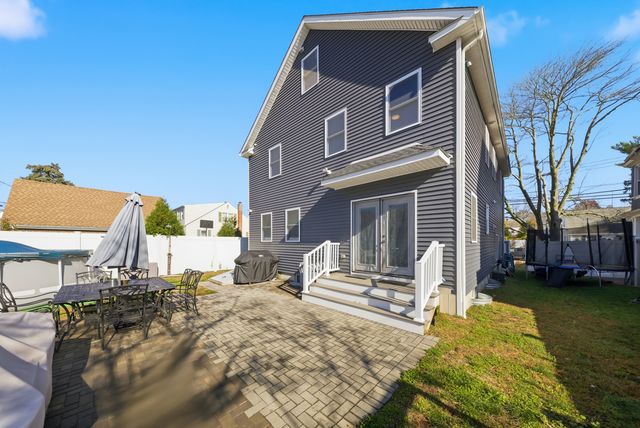 1473 Wood Avenue, Bridgeport, CT 06604