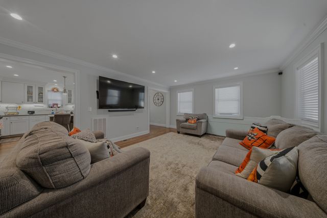 1473 Wood Avenue, Bridgeport, CT 06604