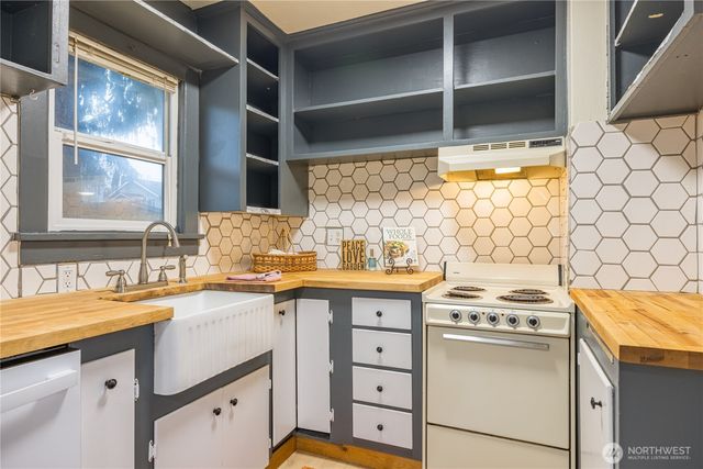 1110 S Chase Street, Port Angeles, WA 98362