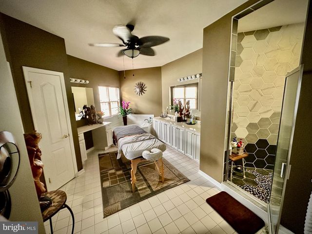 18 ADRIATIC DR, Rehoboth Beach, DE 19971