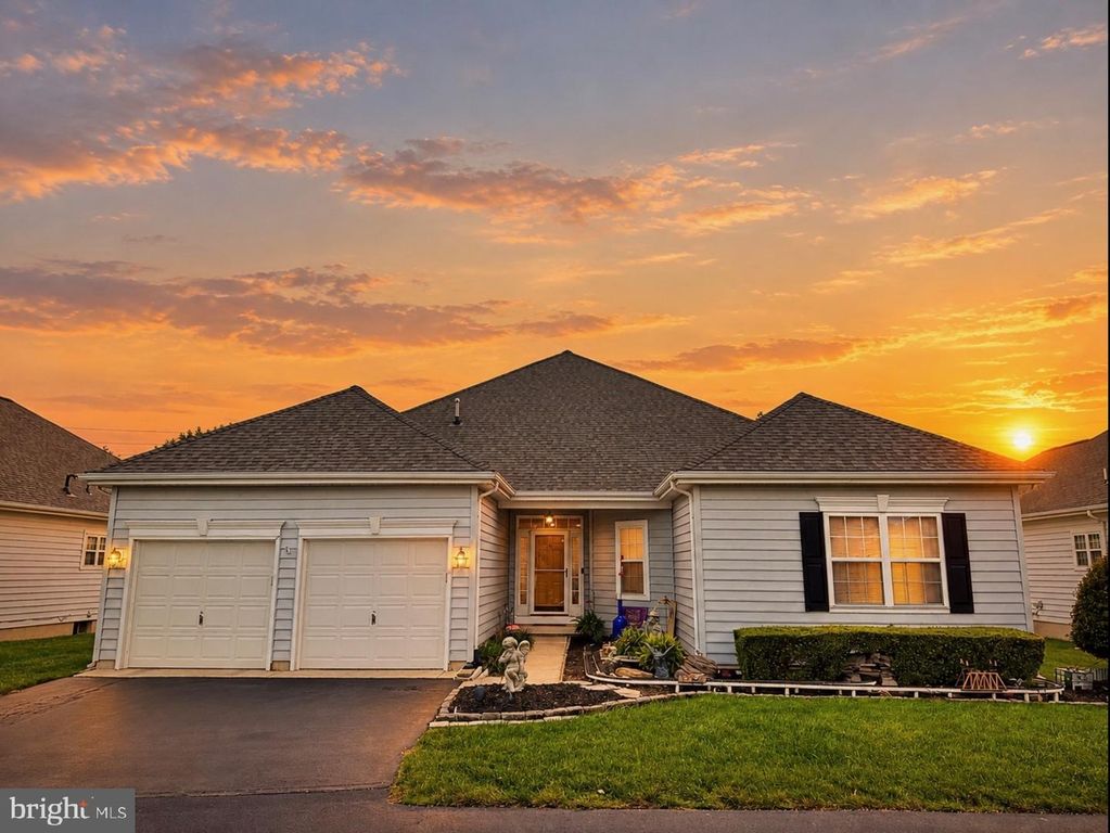 18 ADRIATIC DR, Rehoboth Beach, DE 19971