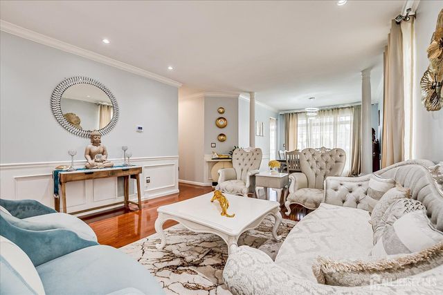 6 Oxford Court, South Brunswick, NJ 08824